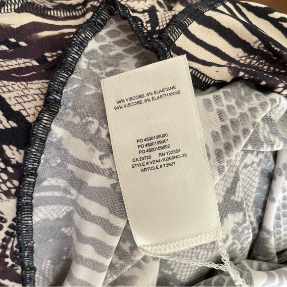 Aritzia Only Turtleneck - Picture 6 of 6